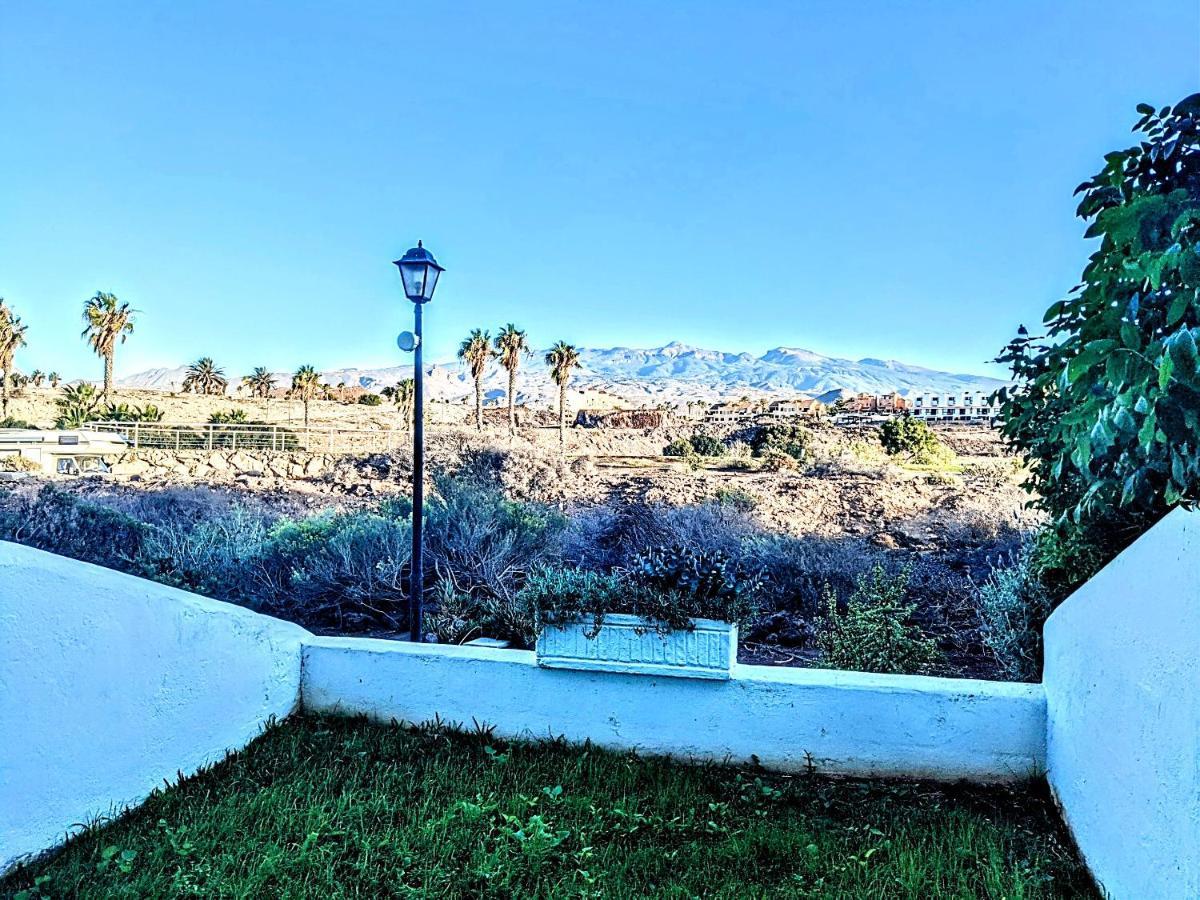 Luxury Newly Refurbished Modern Apartment With Stunning Mountain Views - Xmas And Ny 2025-2026 Now Booking Σαν Μιγκέλ ντε Αμπόνα Εξωτερικό φωτογραφία