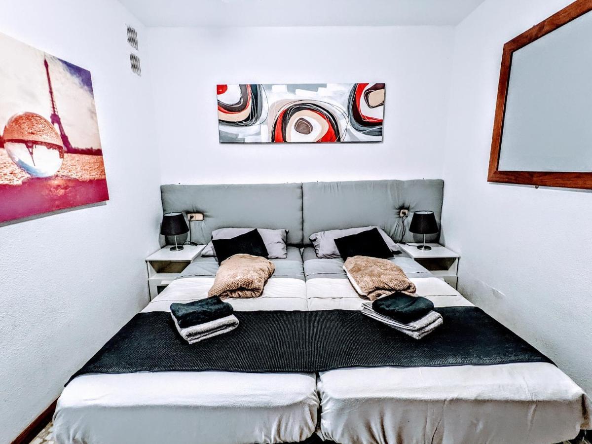 Luxury Newly Refurbished Modern Apartment With Stunning Mountain Views - Xmas And Ny 2025-2026 Now Booking Σαν Μιγκέλ ντε Αμπόνα Εξωτερικό φωτογραφία