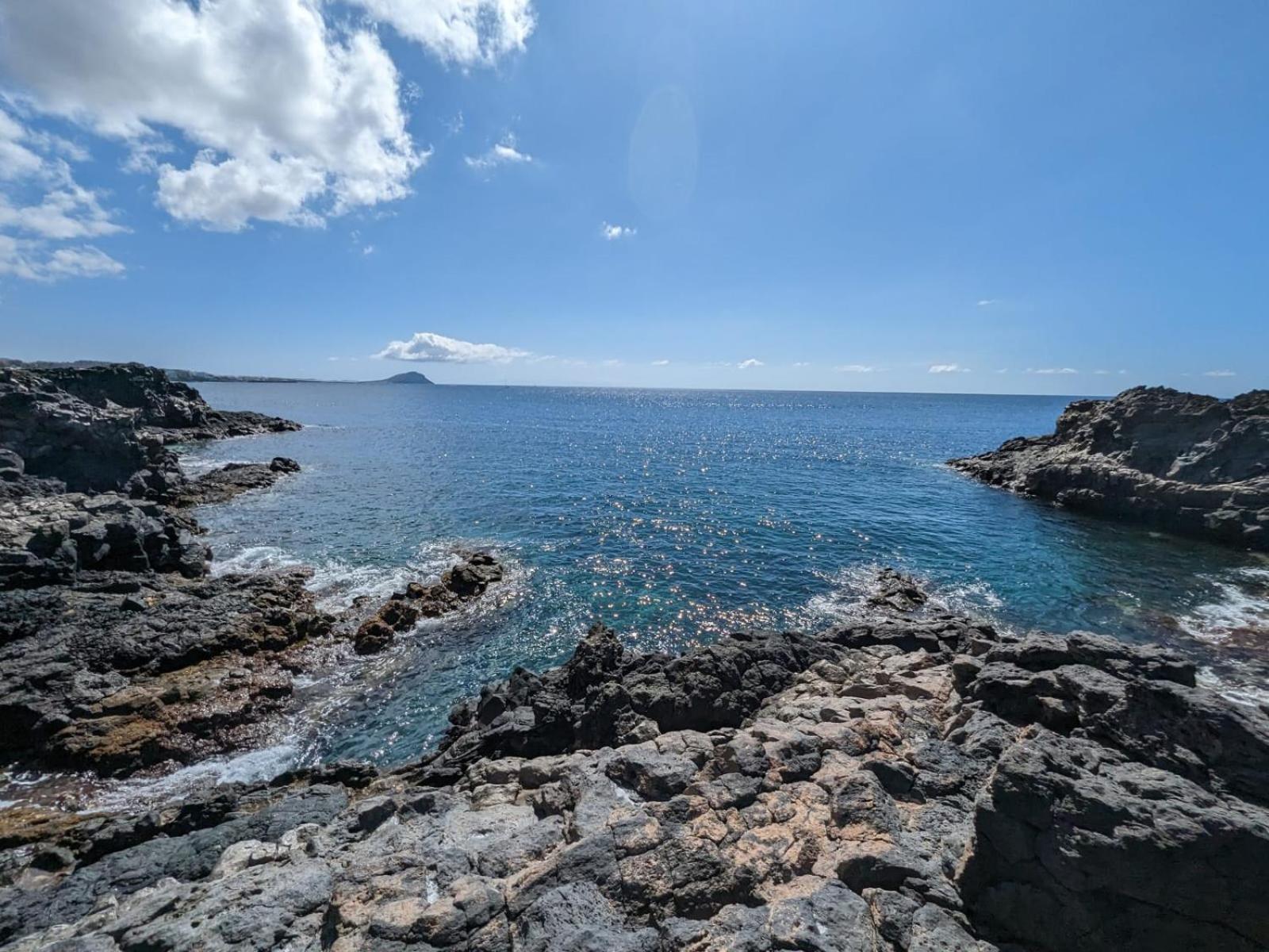 Luxury Newly Refurbished Modern Apartment With Stunning Mountain Views - Xmas And Ny 2025-2026 Now Booking Σαν Μιγκέλ ντε Αμπόνα Εξωτερικό φωτογραφία
